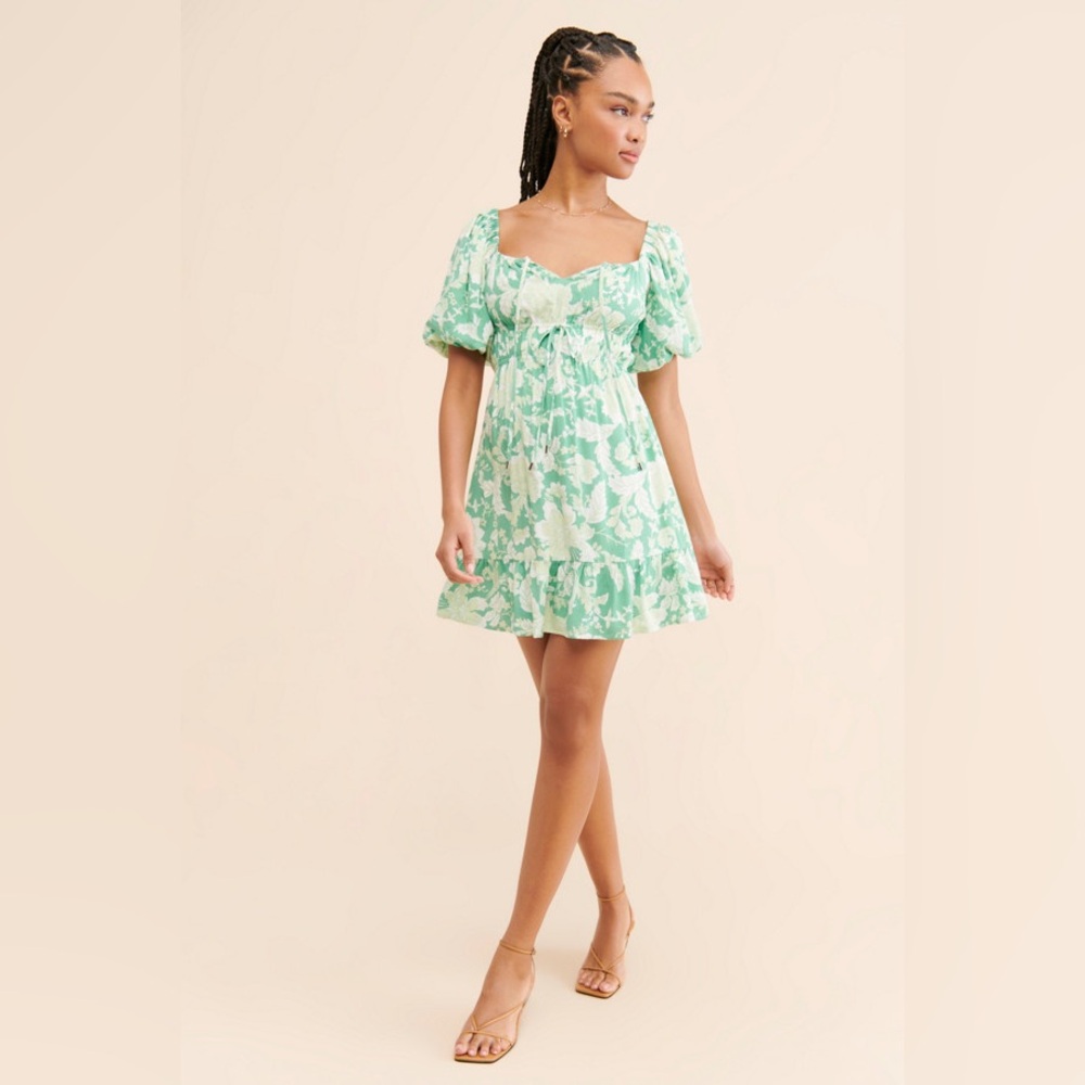 Mink Pink Floral Green Puff Sleeve Dress